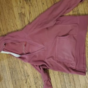 b.u.m equipment pullover